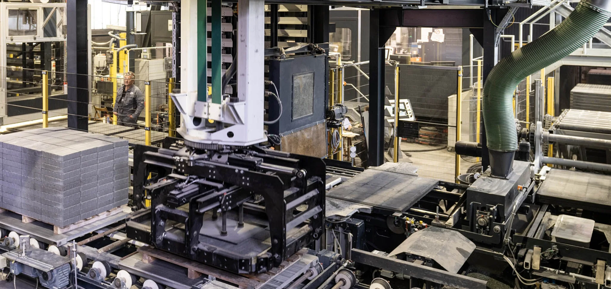 Kortmann Beton - Automated Concrete Block Production